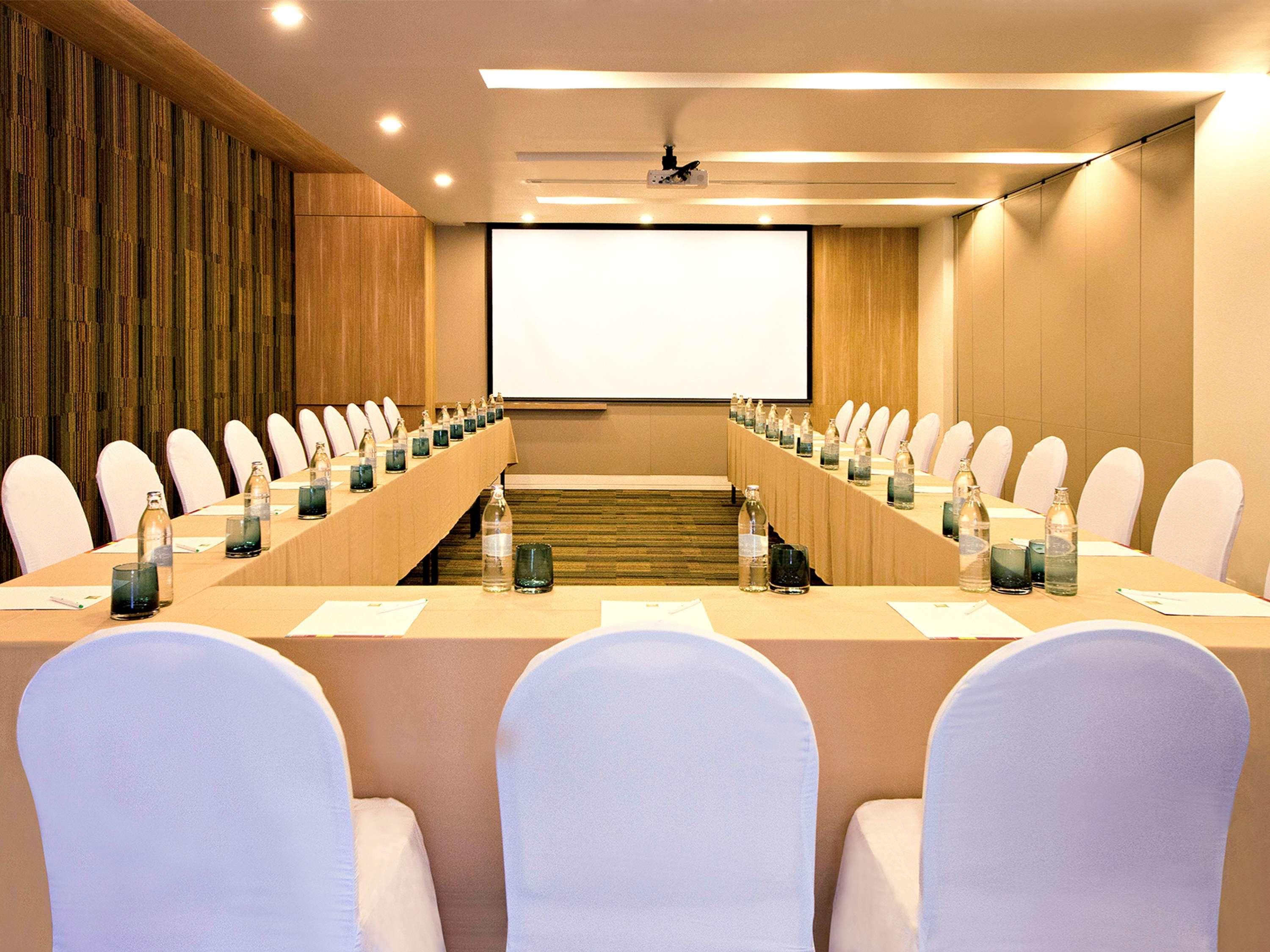 Отель Ibis Styles Krabi